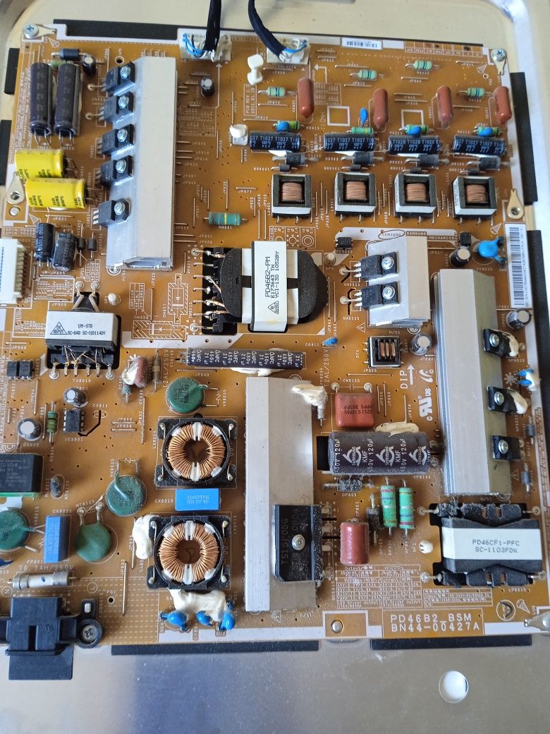 Плати від телевізора samsung UE46D6540 розбита матриця