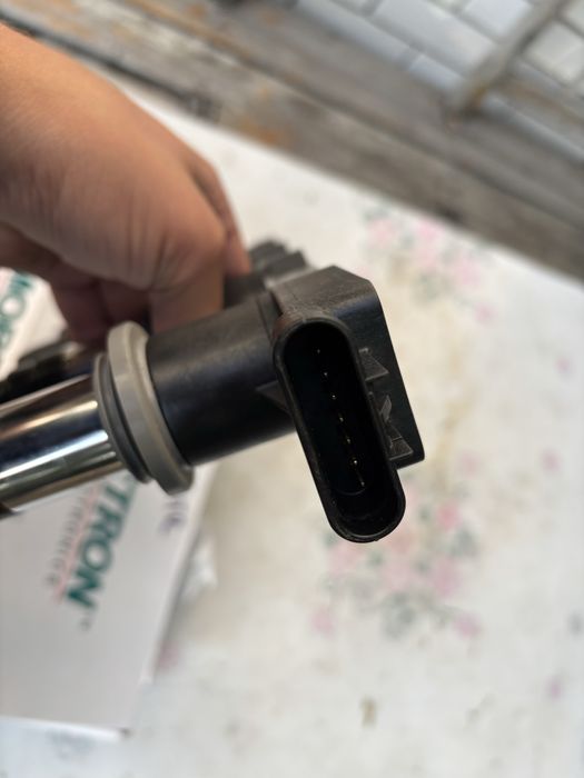 Катушка зажигания новая Sens 1.4 2013год