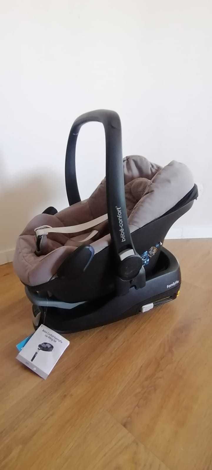 Cadeira Auto + Isofix Bébé-confort/Maxi-Cosi em excelente estado