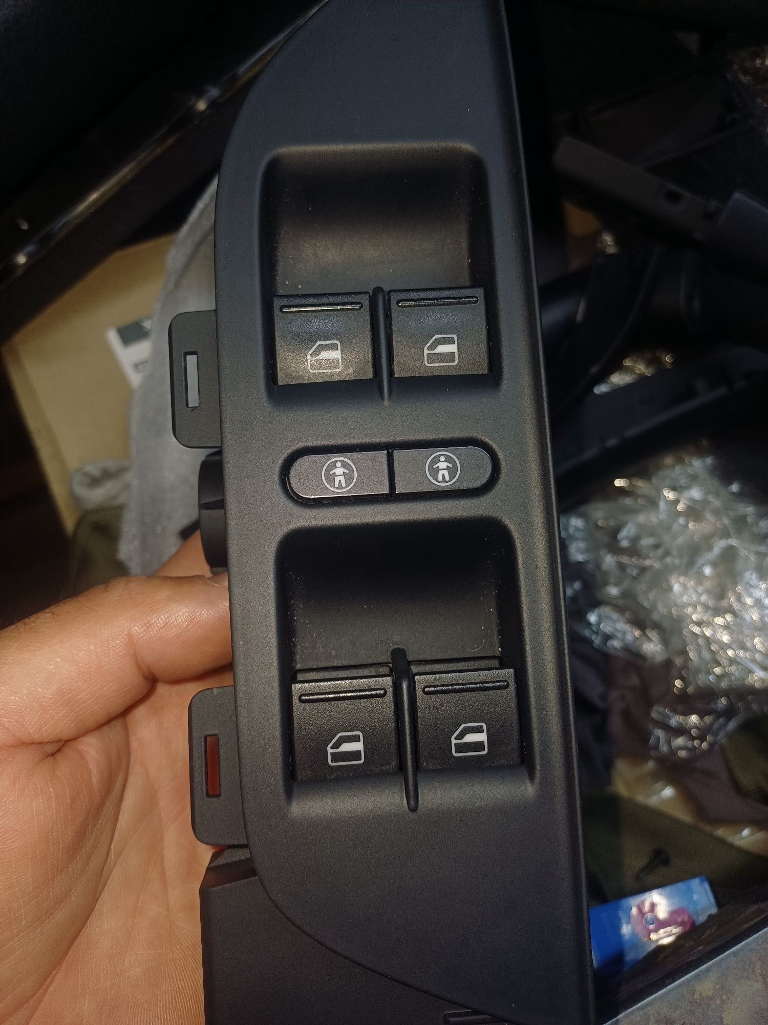 Блок кнопок склопідіймача та інші  Volkswagen Touareg