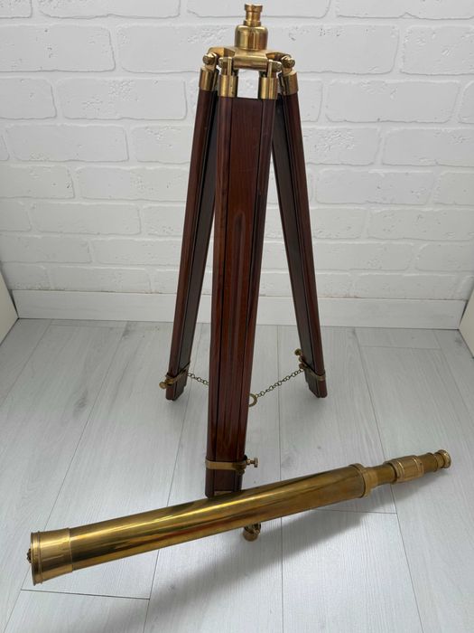 Продам підзорну трубу