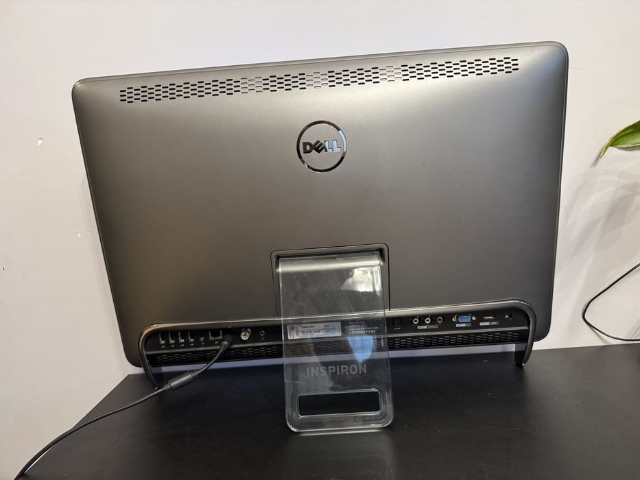 Dell Inspiron One 2310 – Komputer All-in-One