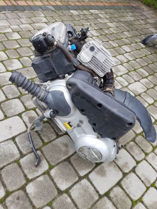 Piaggio Vespa 125 LX silnik wtrysk