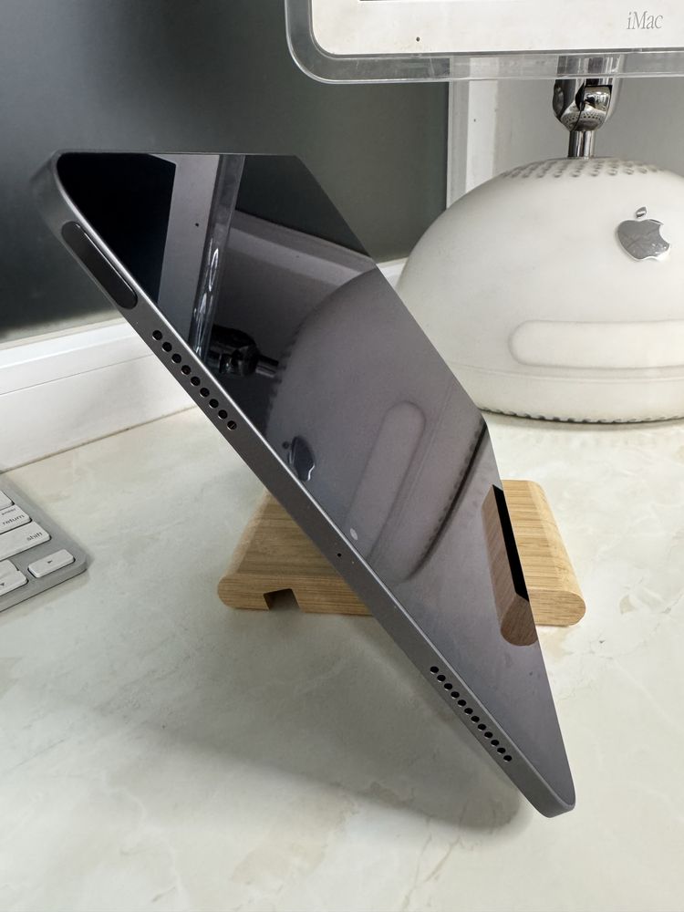 iPad Air 4 2020 256Gb Space WiFi Гарний стан Без обмежень та блокувань