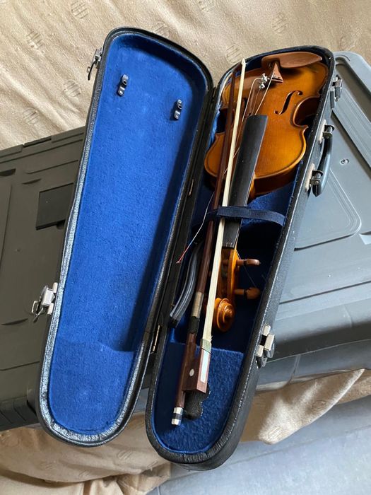Violino crianca para reparar
