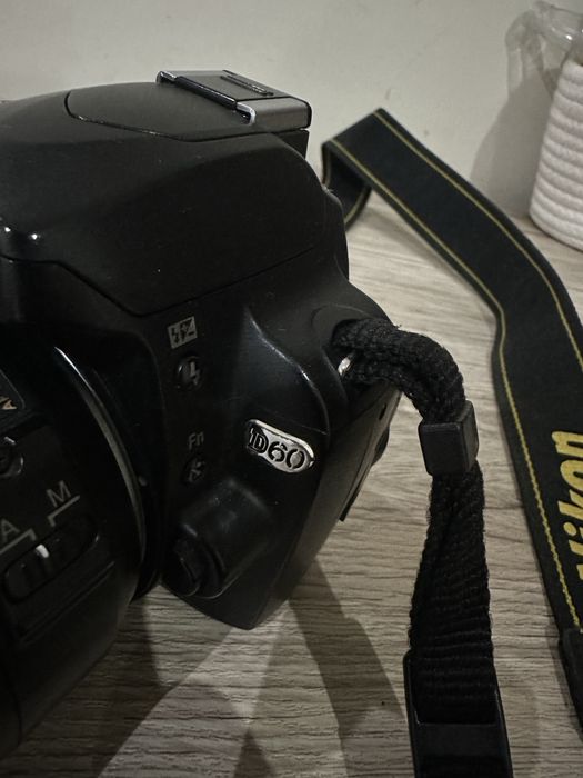 Nikon d60 + lente + bolsa + carregador