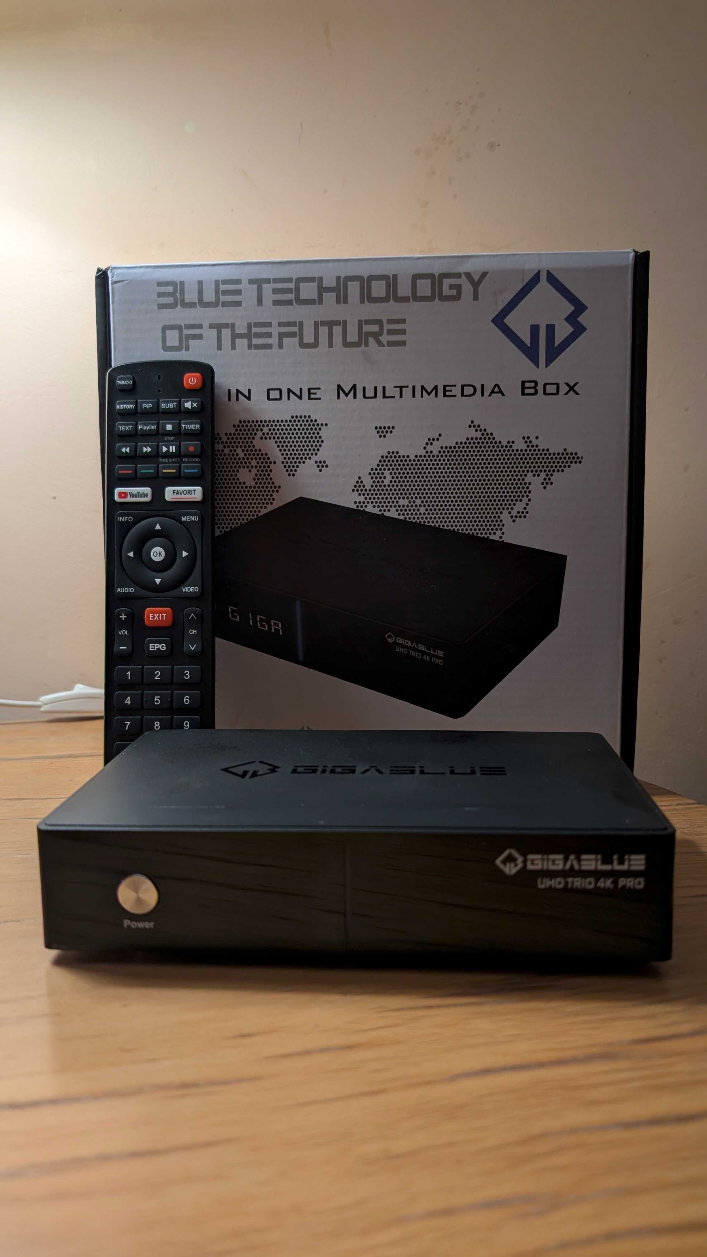 Gigablue UHD Trio 4K PRO Combo DVB-S2X/T2/C BLUETOOTH WiFi 1200Mbps