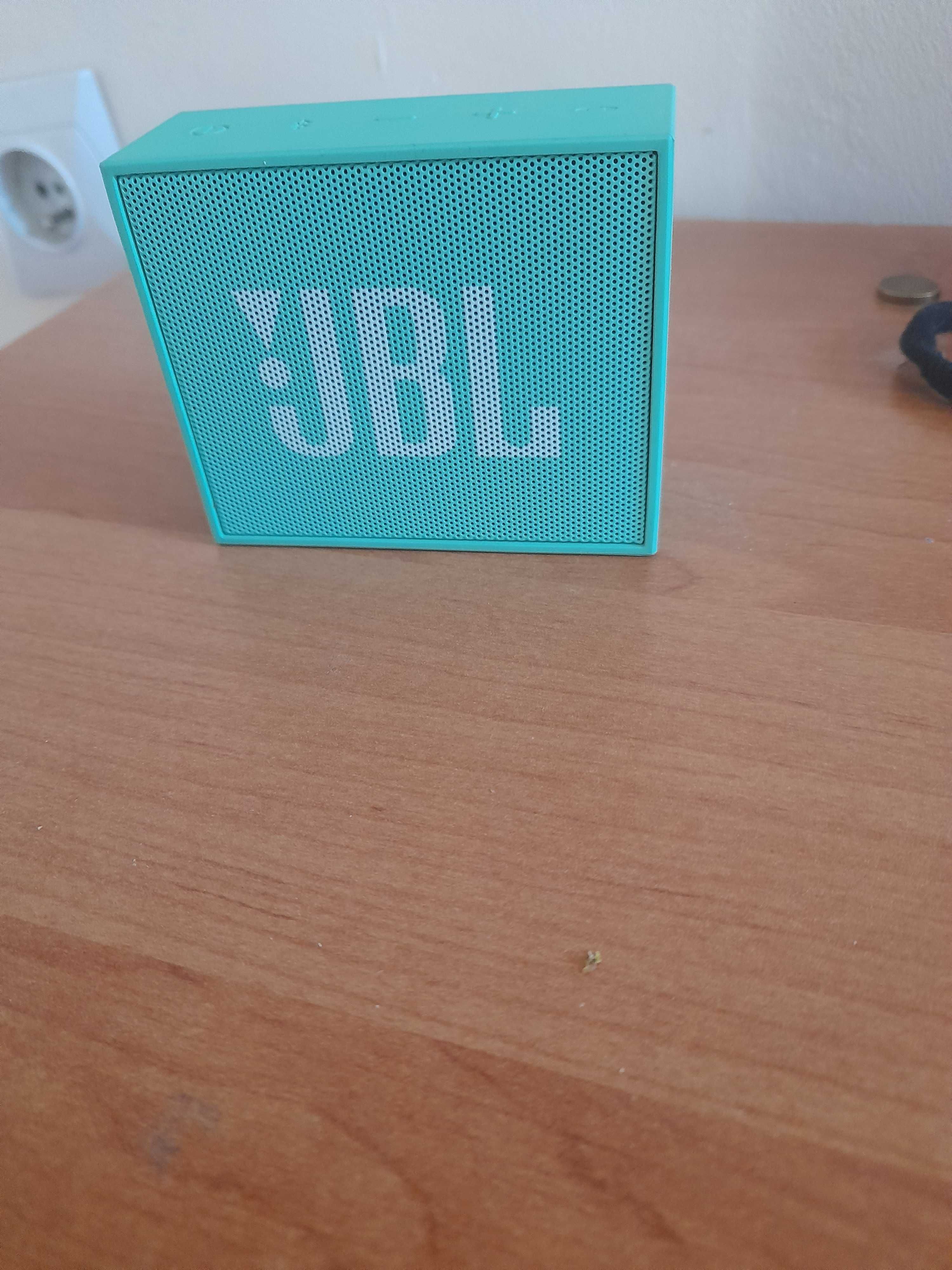 głośnik błękitny JBL