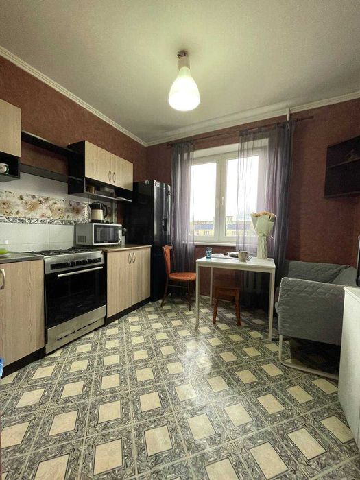 Продаємо 2кім квартиру з ремонтом Сихів Червоної калини