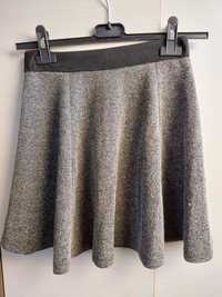 Rozkloszowana spódniczka spódnica mini, szara czarna biała h and m XS