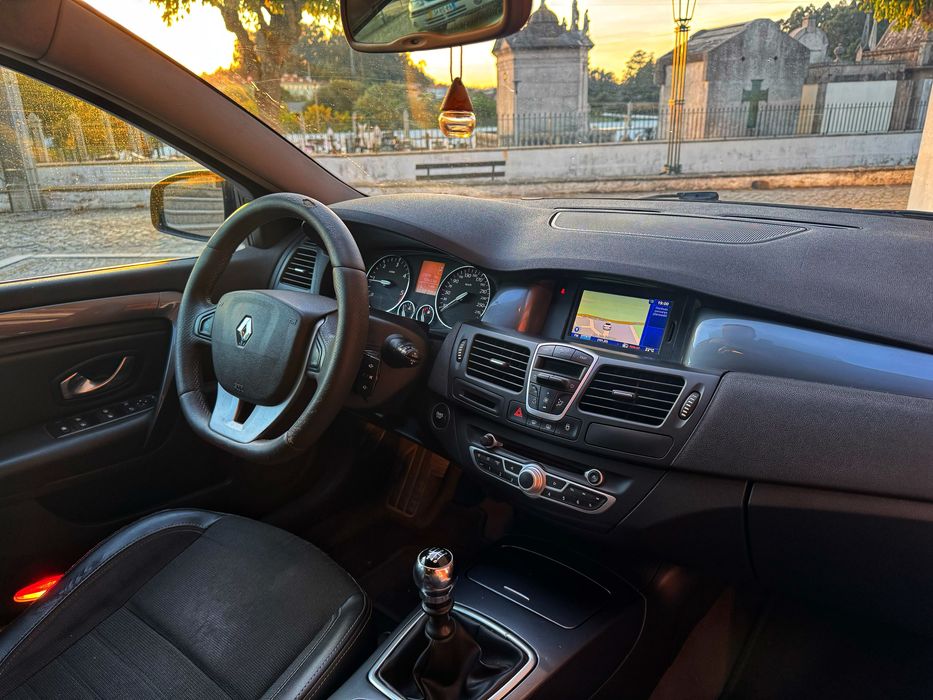 Renault Laguna Break 1.5 DCI 110cv - Desde 107€ Mês