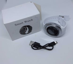 Biały Smart Watch smartwatch
