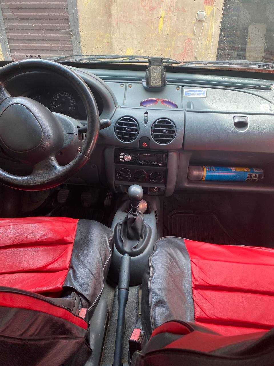 Продається автомобіль Renault Kangoo