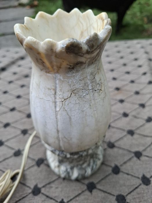Lampka stolikowa, nocna z marmuru I alabastru, vintage