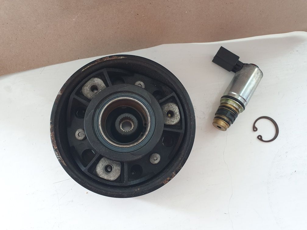 Клапан компресора / шків, муфта  VW 1K0820859F, 5N0820803C