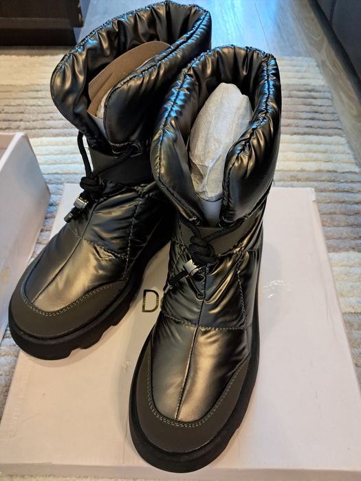 Жіночі чоботи DeeZee 39р, зимові
В чудовому стані - взува