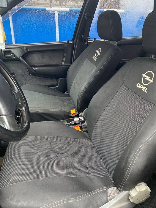 Продам Опель Вектра А 1,8 моно інжектор