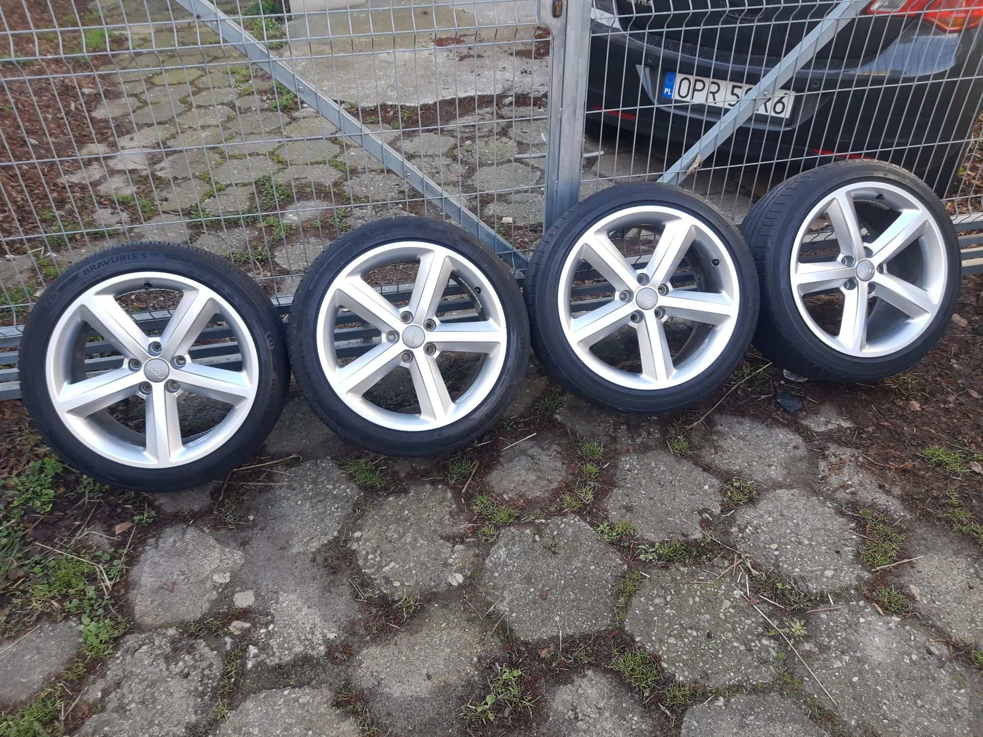 Oryginalne alu Audi TT jak nowe A4 A6 Vw Scirocco 5x112