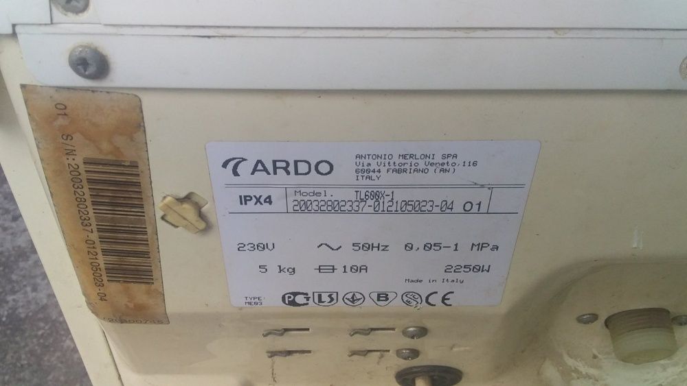 Продам стиральную машинку Ardo TL 600X