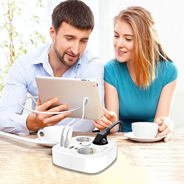 Tech-Protect Pcs3X4 Power Strip 2 Usb & 2 Type-C & 3 Socket 200Cm Whit