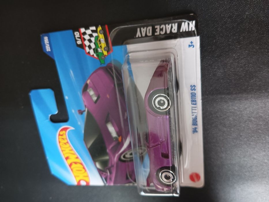 Hot Wheels '94 Bugatti EB110 SS