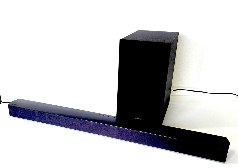 Soundbar SAMSUNG HW-C450/EN 2.1 300W czarny w dobrym stanie kompletny.