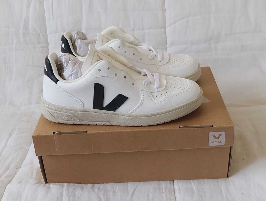 Ténis Veja V-10 CWL White Black, Tamanho 37, Originais, Novos