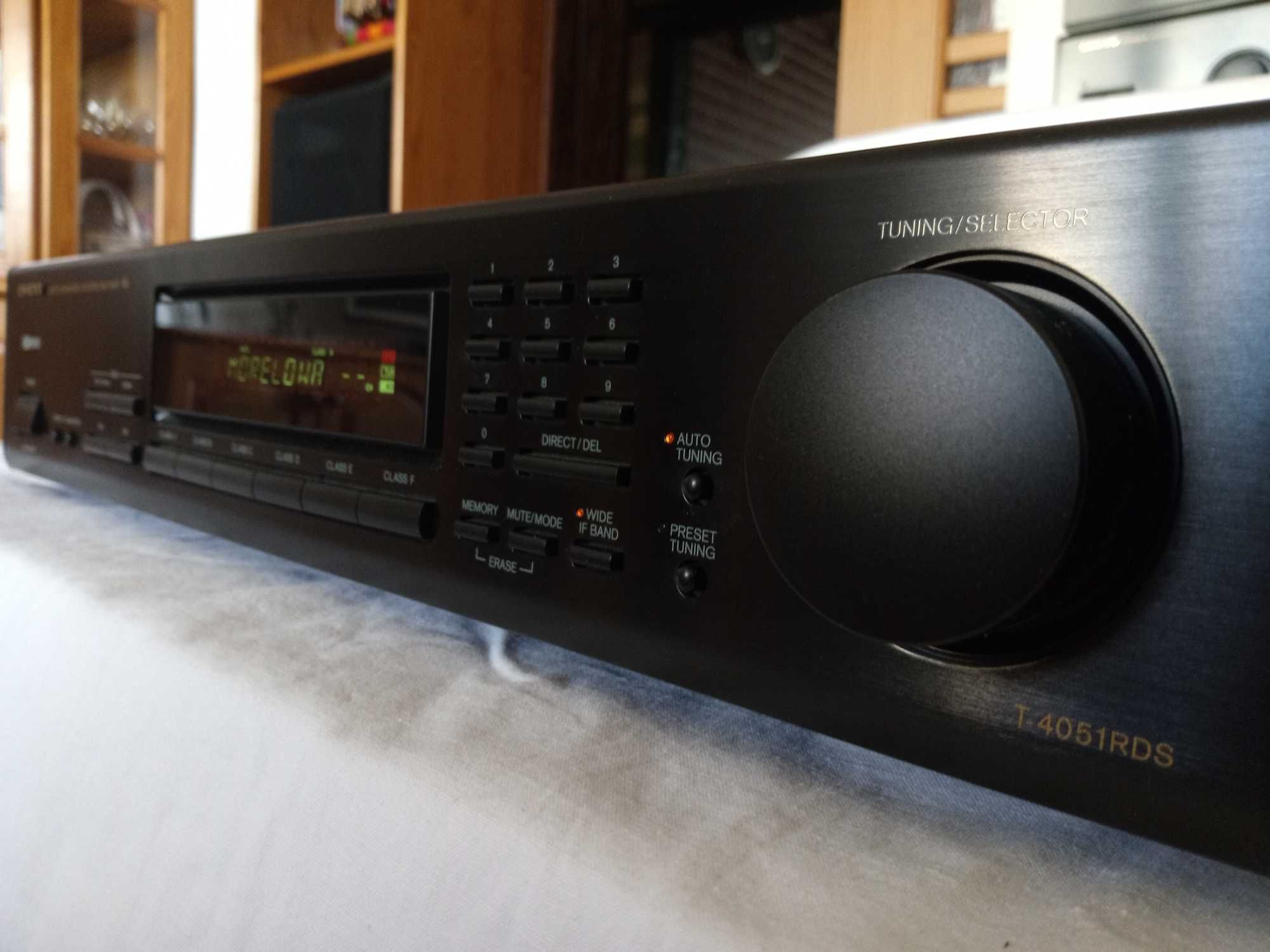 Onkyo T-4051-RDS