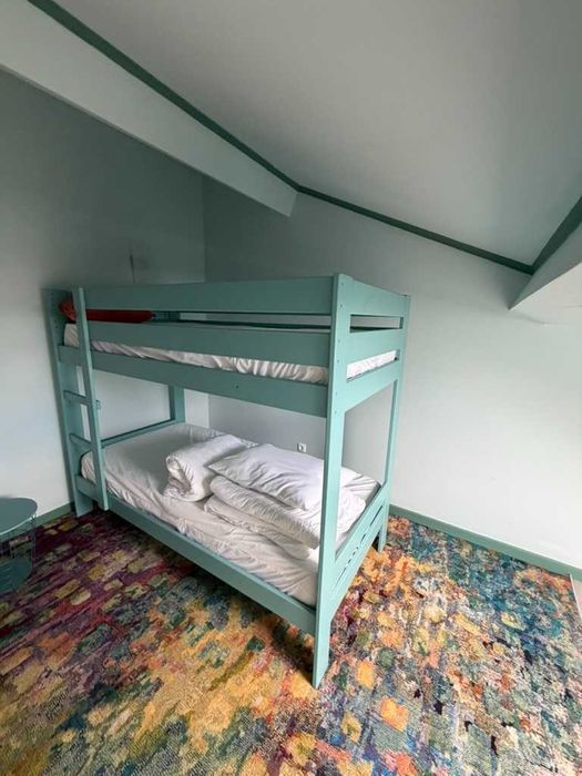 Beliche de madeira azul