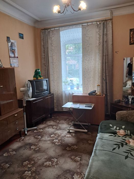 Продається 2-во кімнатна квартира, р-н Ковалівка