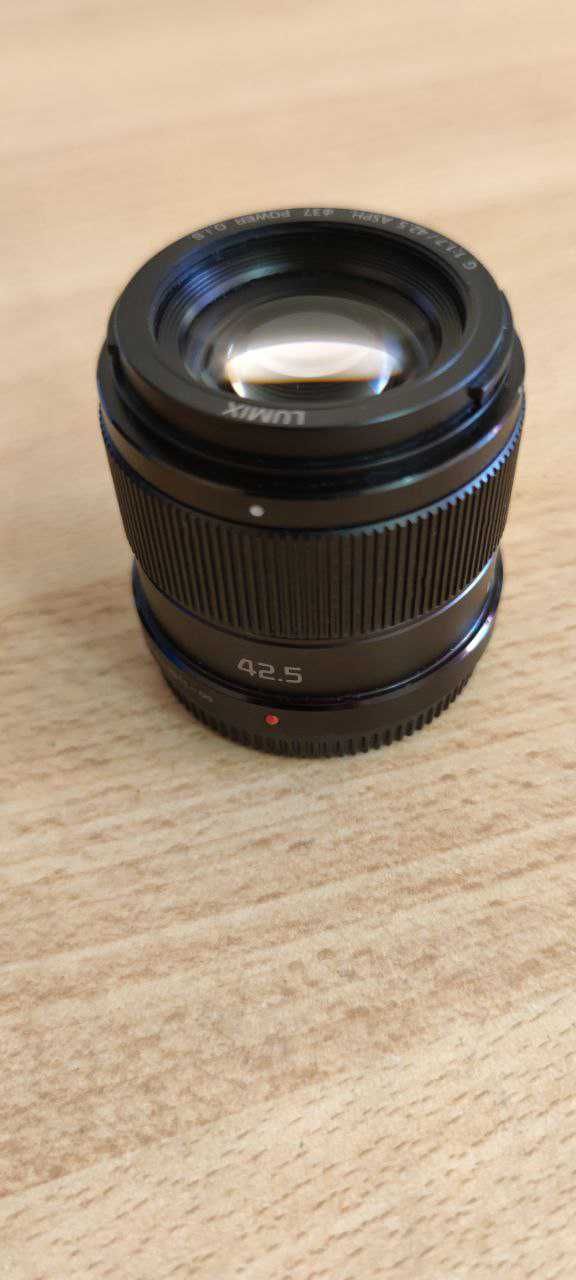 Panasonic Lumix 42.5mm F1.7 ASPH POWER O.I.S. (зі стабом)