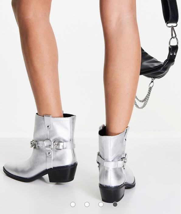 Розпродаж!Казаки Love Moschino 39, 42 р