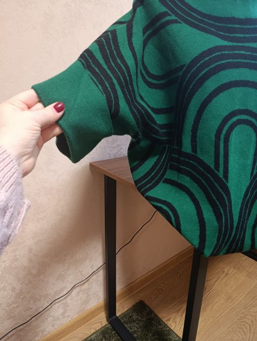 Кофта светр одяг жіночий