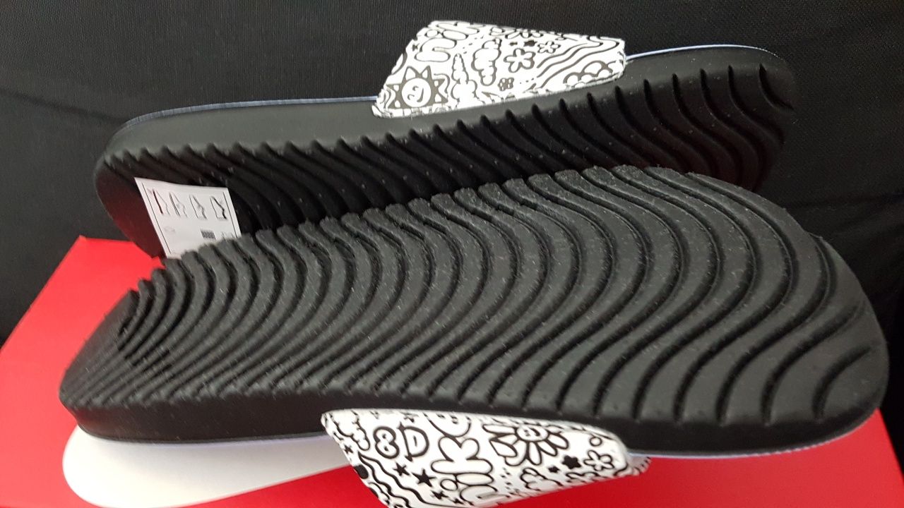 Очень мягкие и легкие шлепки Nike KAWA SE 38,5р на стопу 24,5-25см.