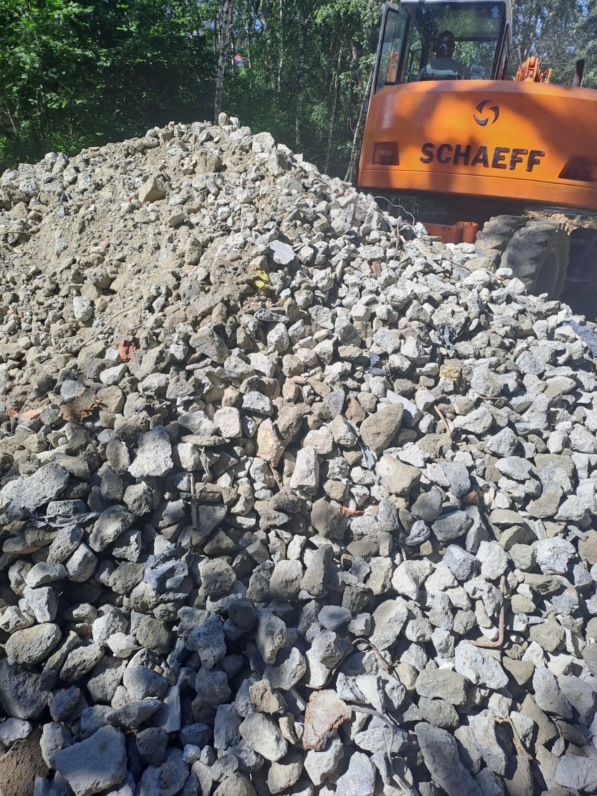 przekrusz kruszonka betonowa transport kamień piasek żwir kruszywo