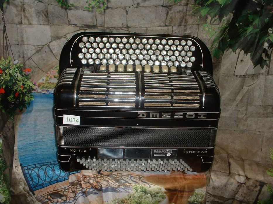 Acordeão Avenda R 1034