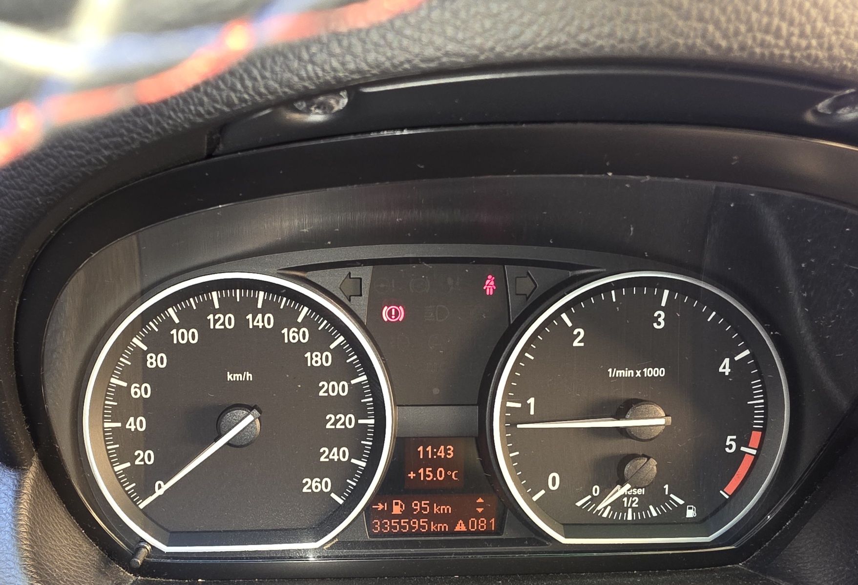 Vendo BMW Série 1 120D Kit M