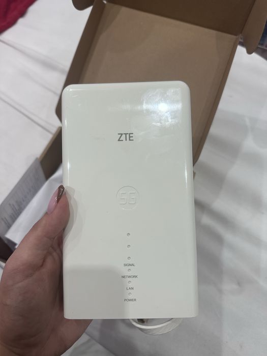 Router bezprzewodowy z 5G ZTE MC889 ODU Biały + T3000 IDU Biały