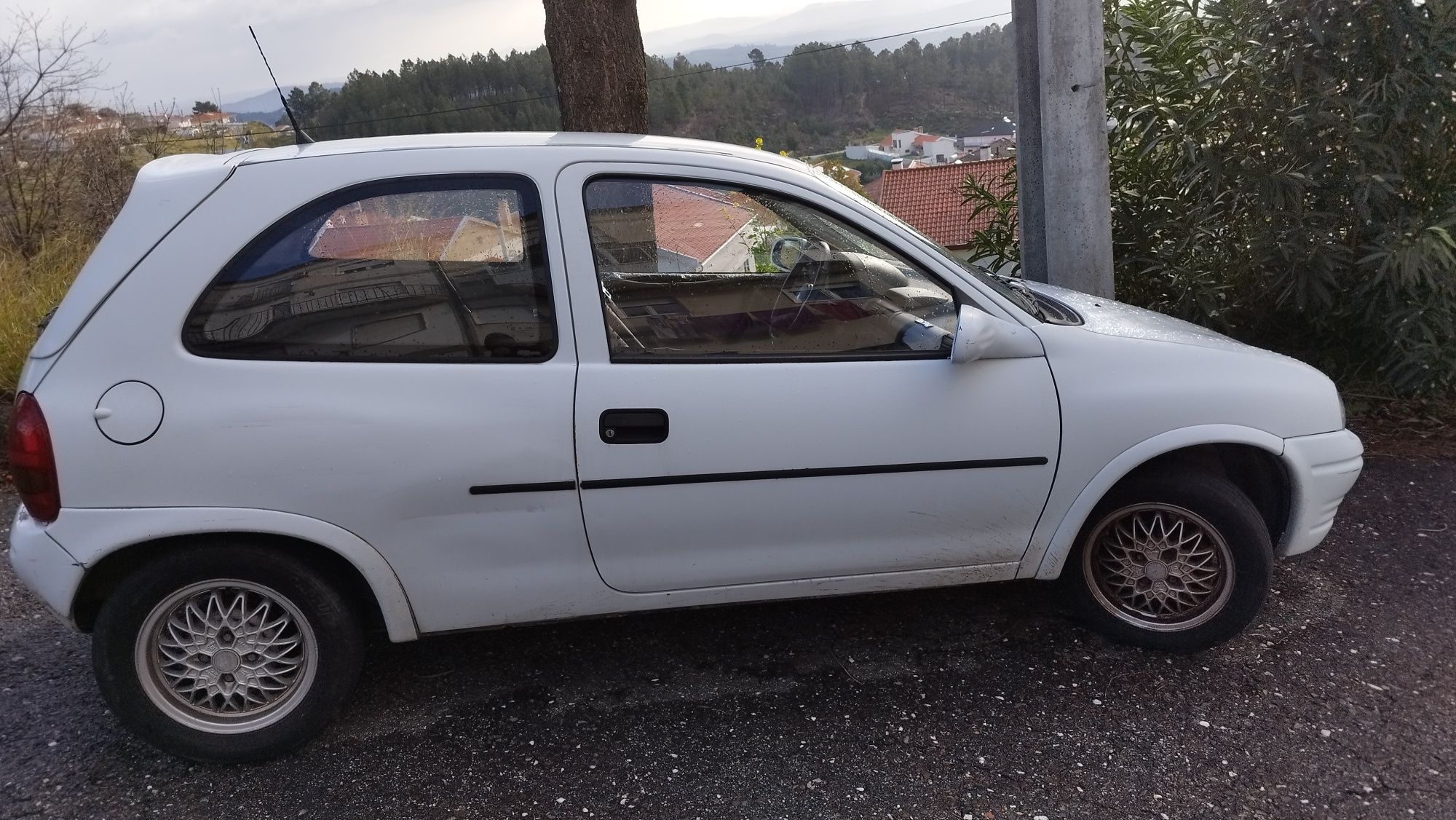 Opel Corsa B, Covilhã