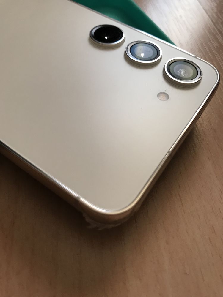 Samsung Galaxy S23 128gb novo