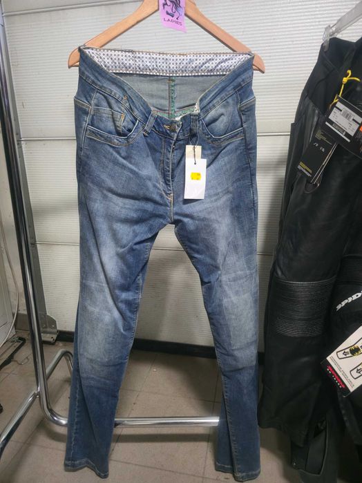 Syndyk sprzeda spodnie motocyklowe Motto Wear Stella