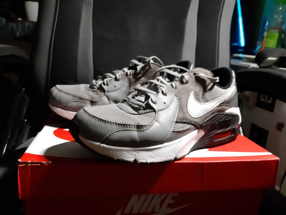 nike air max excee rozm. 42 używane (stan bardzo dobry) buty męskie