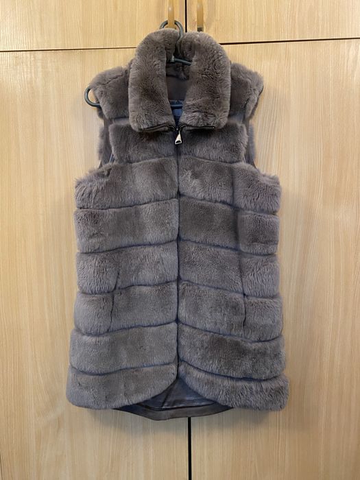 Жилетка хутряна 44-46рр.