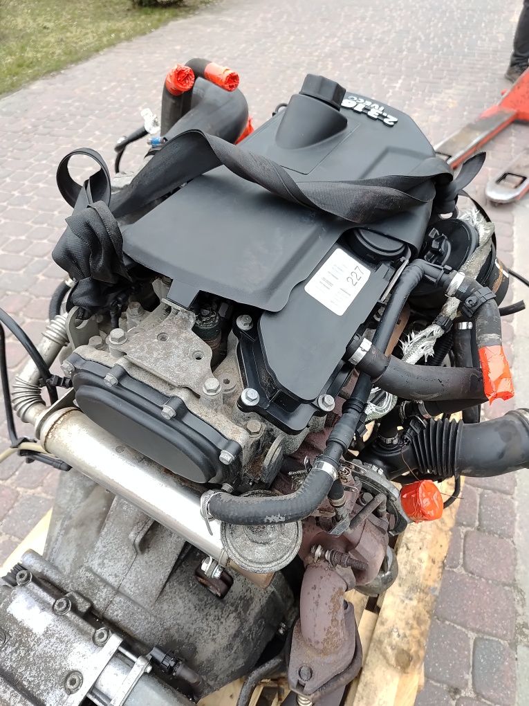 Silnik kompletny Iveco Daily 2.3 F1AE0481H  motor engine
