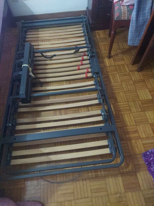 Vendo cama elevatória