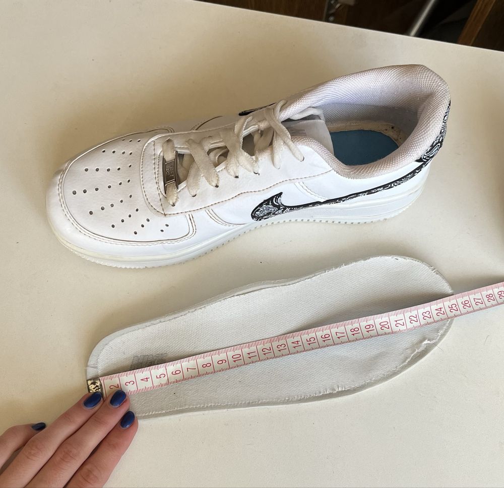 Фирменные шикарные кроссовки Nike air 39 размер, 25 см