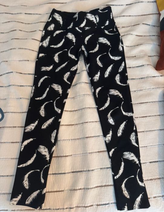 Leggings pretas com padrão