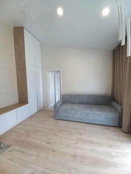 Продам Срочно! 2-х комн. НОВОСТРОЙ С РЕМОНТОМ !