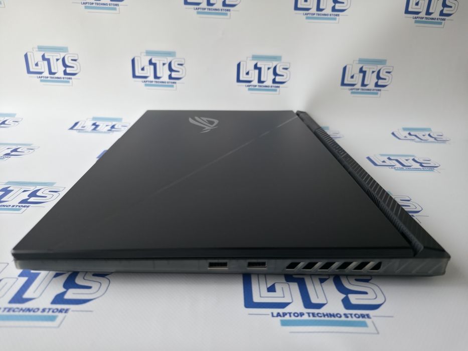 Asus Rog Strix Scar 18 2.5k 240Hz i9-14900HX/ram32/ssd-2Tb RTX4090