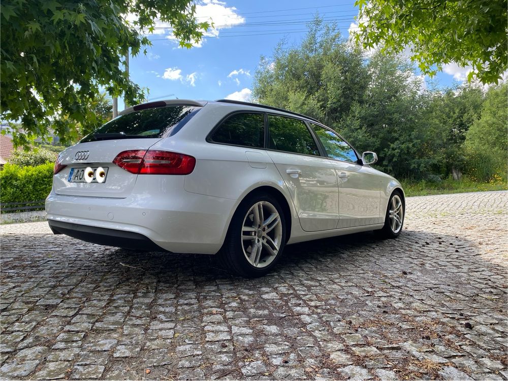 Audi A4 2.0 TDI SLINE